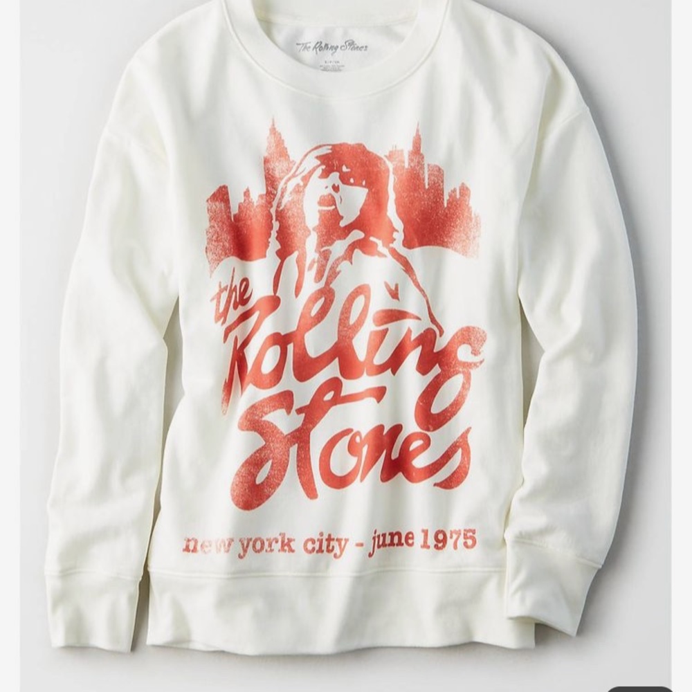 ISO- NOT SELLING! Rolling Stones sweatshirt